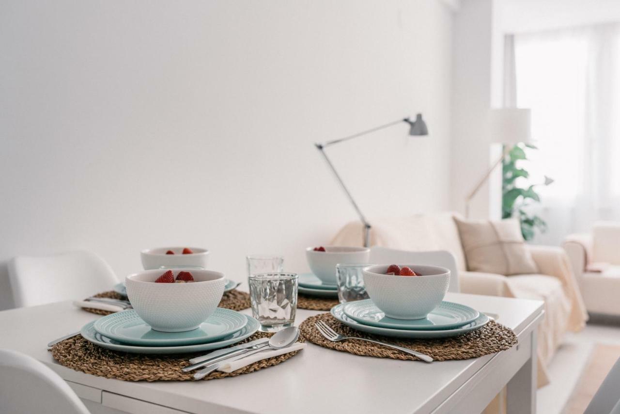 Light-Filled, Fully Renovated Apt Near Belem, By Timecooler Лиссабон Экстерьер фото