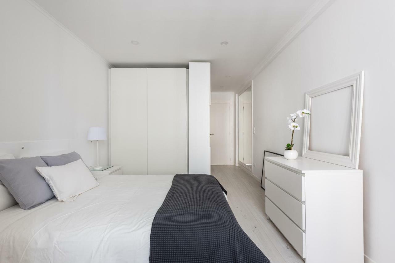 Light-Filled, Fully Renovated Apt Near Belem, By Timecooler Лиссабон Экстерьер фото